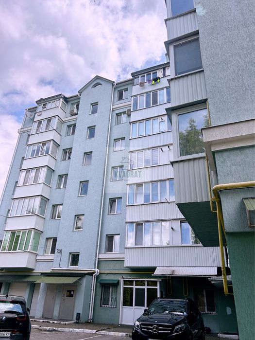 Продам 2-х рівневу квартиру з виглядом на Старе місто та Фортецю