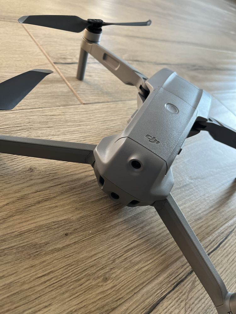 Dron DJI Mavic AIR 2 Fly more combo