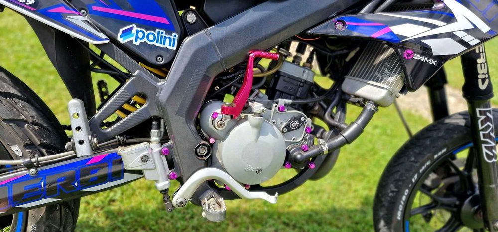 Motocykl Derbi Senda 2T/2017r/50/supermoto