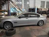 Bmw 750 li потребує ремонту мотору