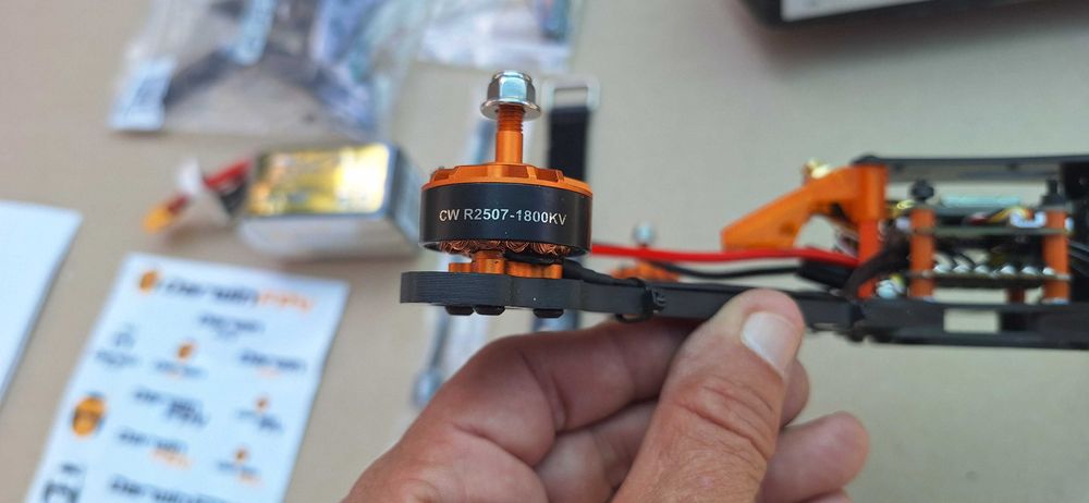 Гоночный FPV Дрон Darwin129 7-дюймовый с GPS+ Батарея