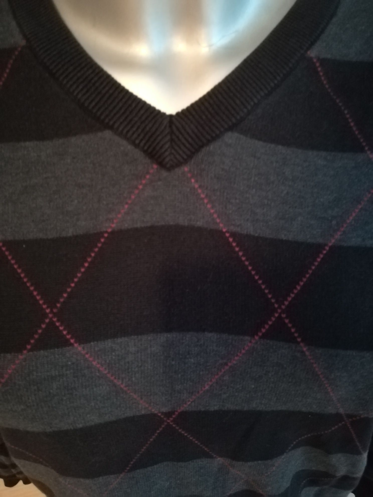 Sweter męski w serek roz S Angelo Litrico