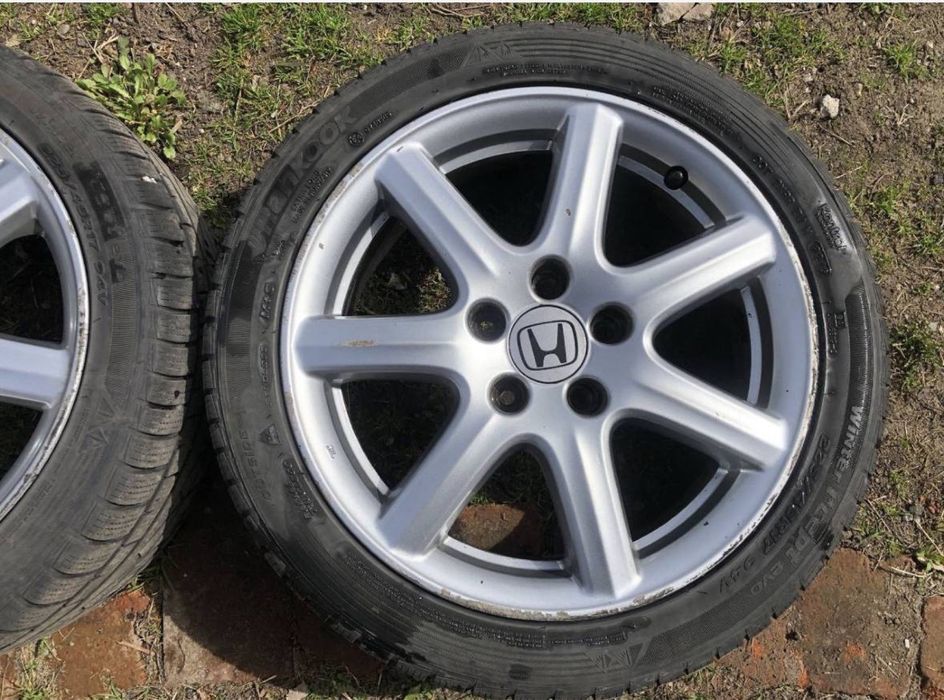 Диски с зимней резиной Honda 225/45 R17