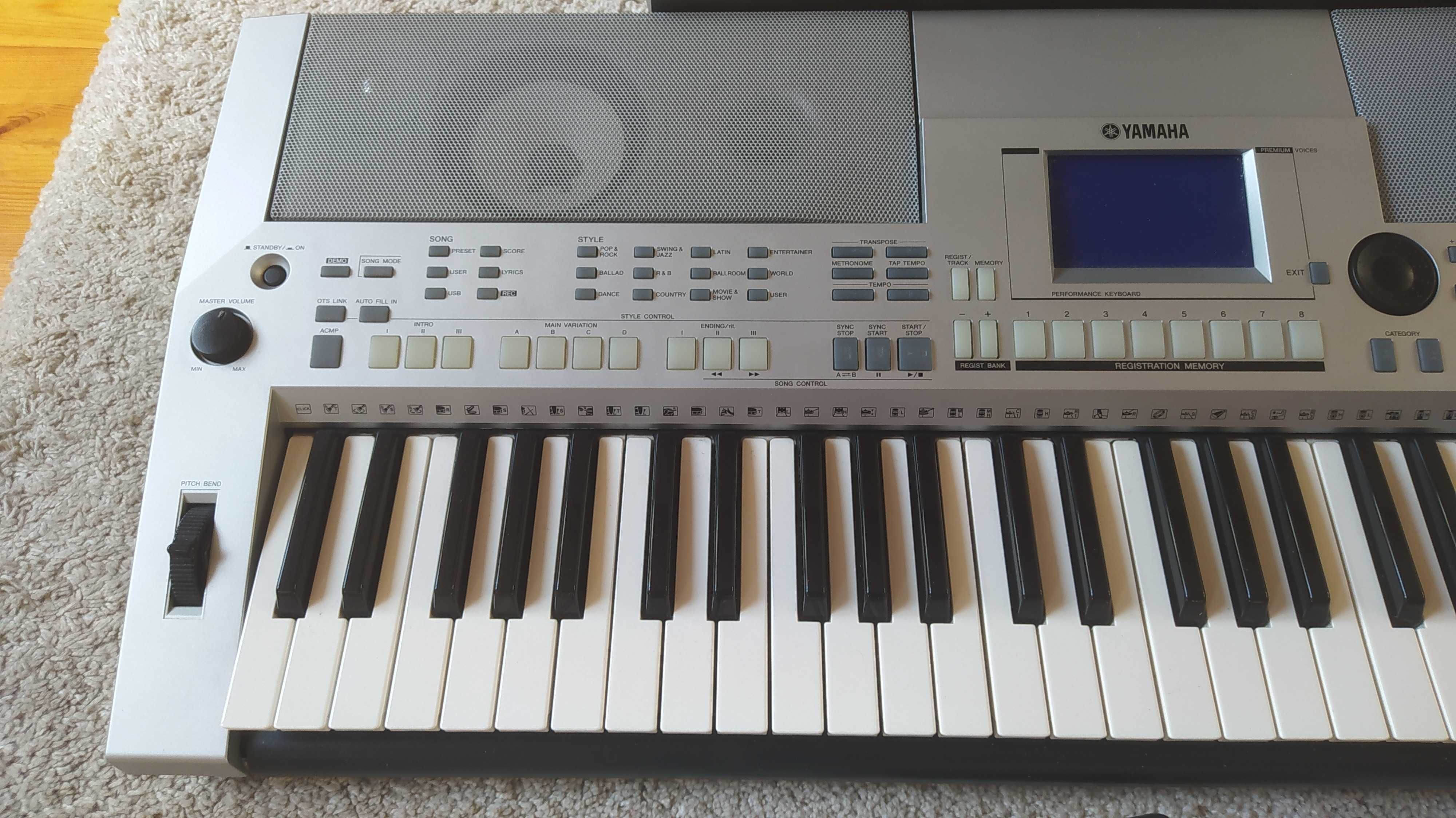 YAMAHA PSR-S500 Keyboard - bez wyraźnych oznak użytkowania