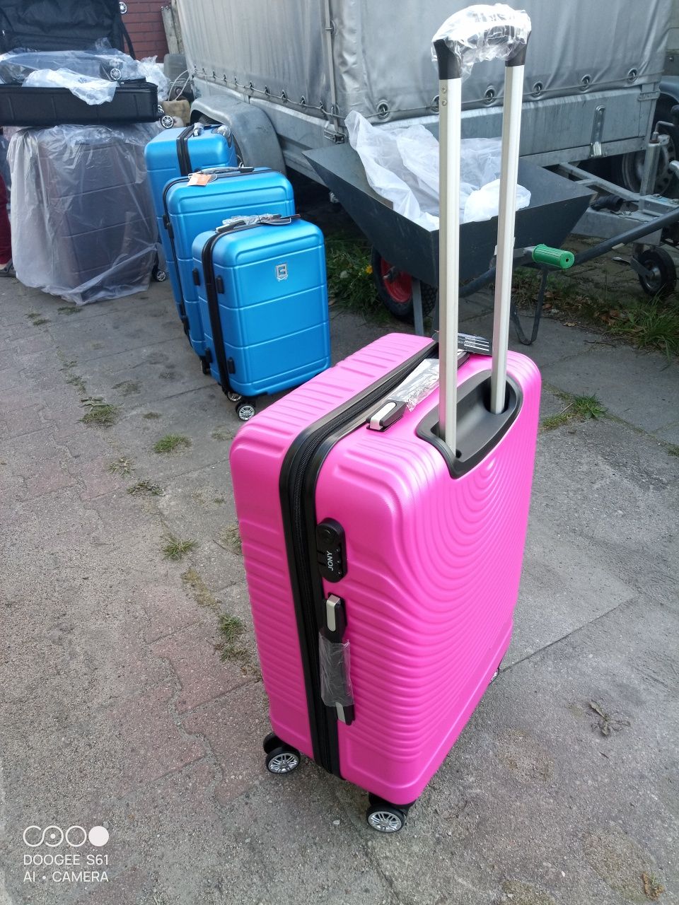 Nowa średnia walizka podróżna ABS na czterech kółkach 360 stopni