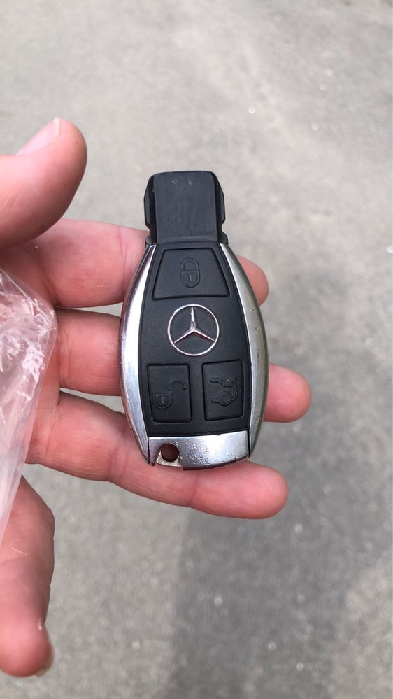 Продам корпус ключа Mercedes
