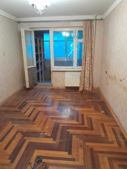 Срочно продам 3-х ком. квартиру в Шевченковском районе