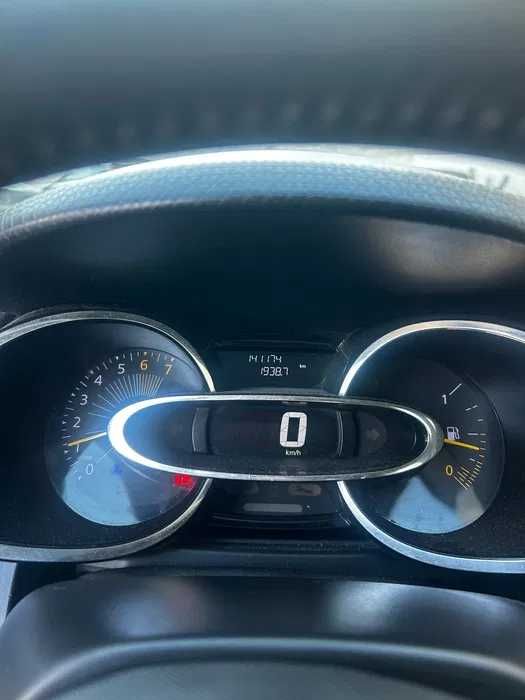 Renault Clio IV 1.2 16v 75 cv