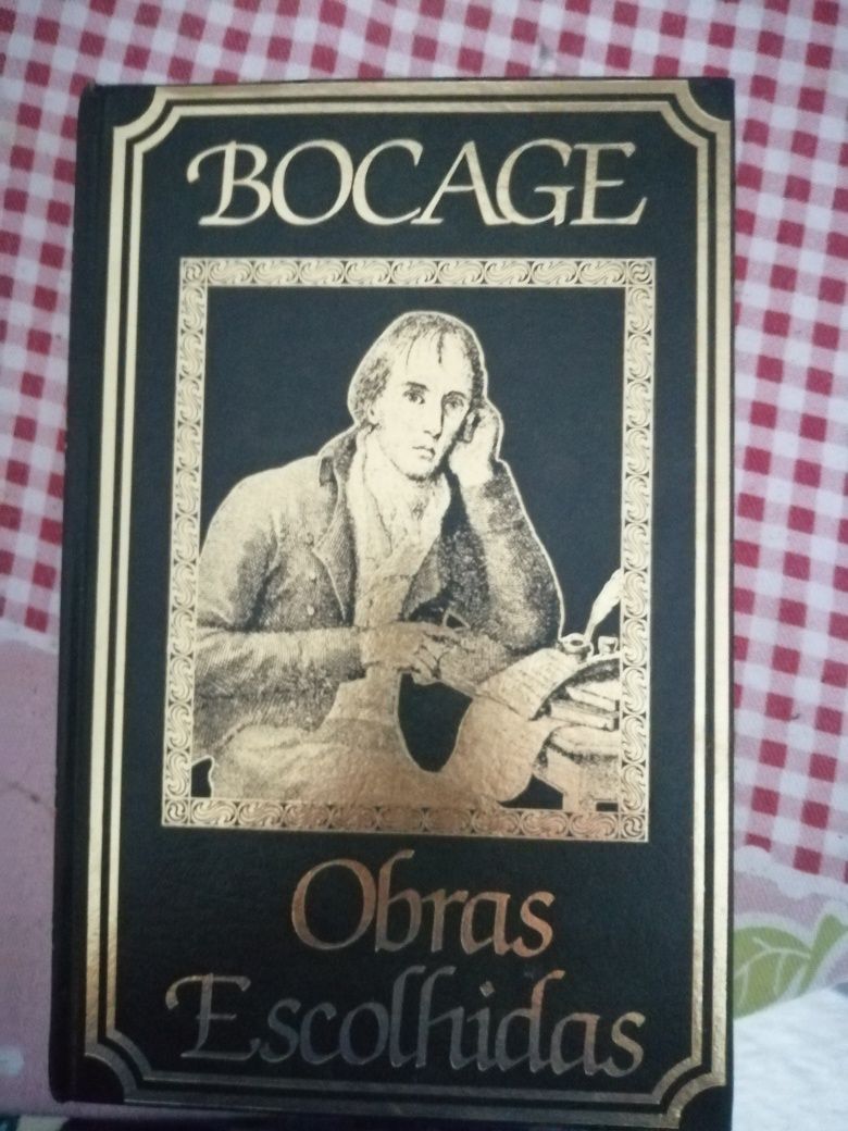 Dois livros do Bocage e Camões