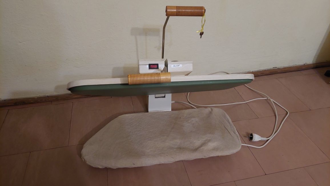 Prasowalnica elektryczna