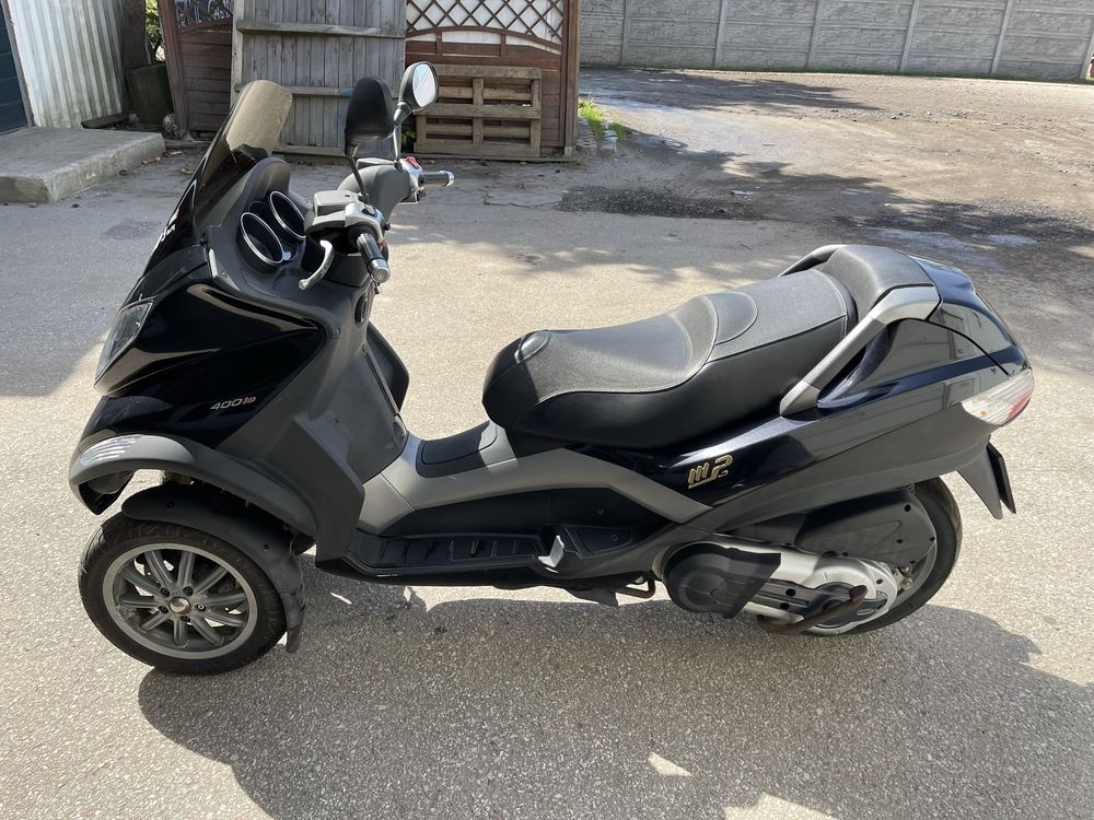 Piaggio mp3 400ie mały przebieg zarejestrowany