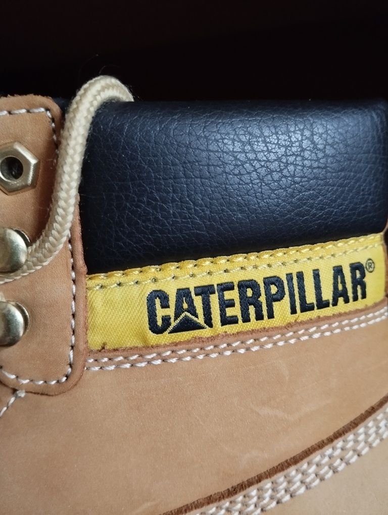 Ботинки зимние желтые Caterpillar.Производство США,Мичиган.Размер 39,5