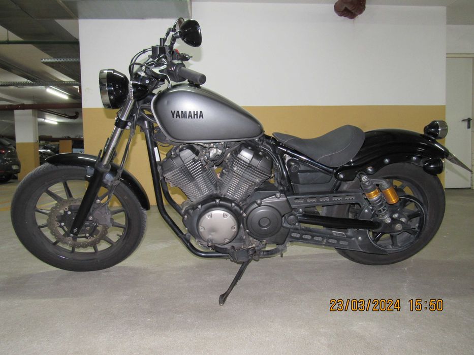 Moto Yamaha XV950R