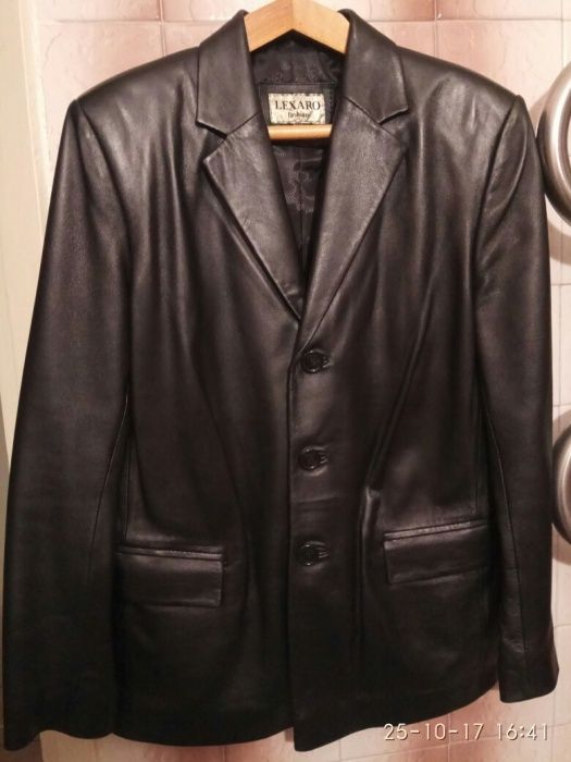 Продам кожанный пиджак. Срочно.
