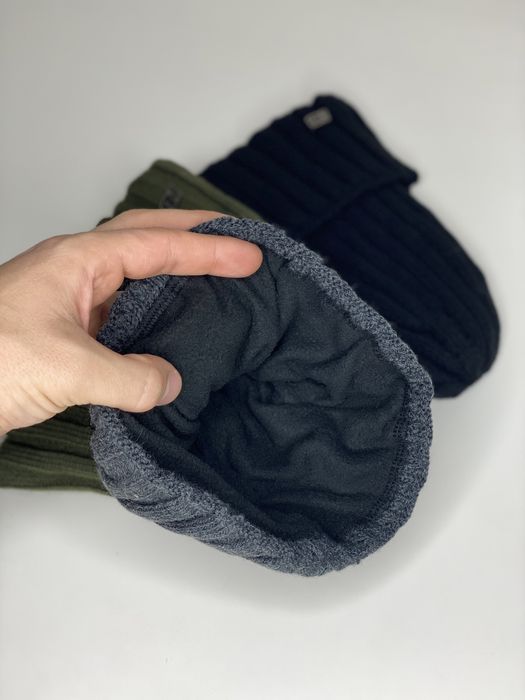 Мужская шапка теплая зимняя New Balance серая НА ФЛИСЕ с отворотом