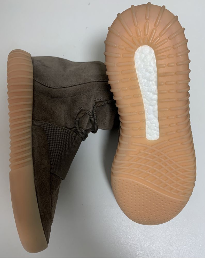 Кроссовки Adodas YEEZY Boost 750