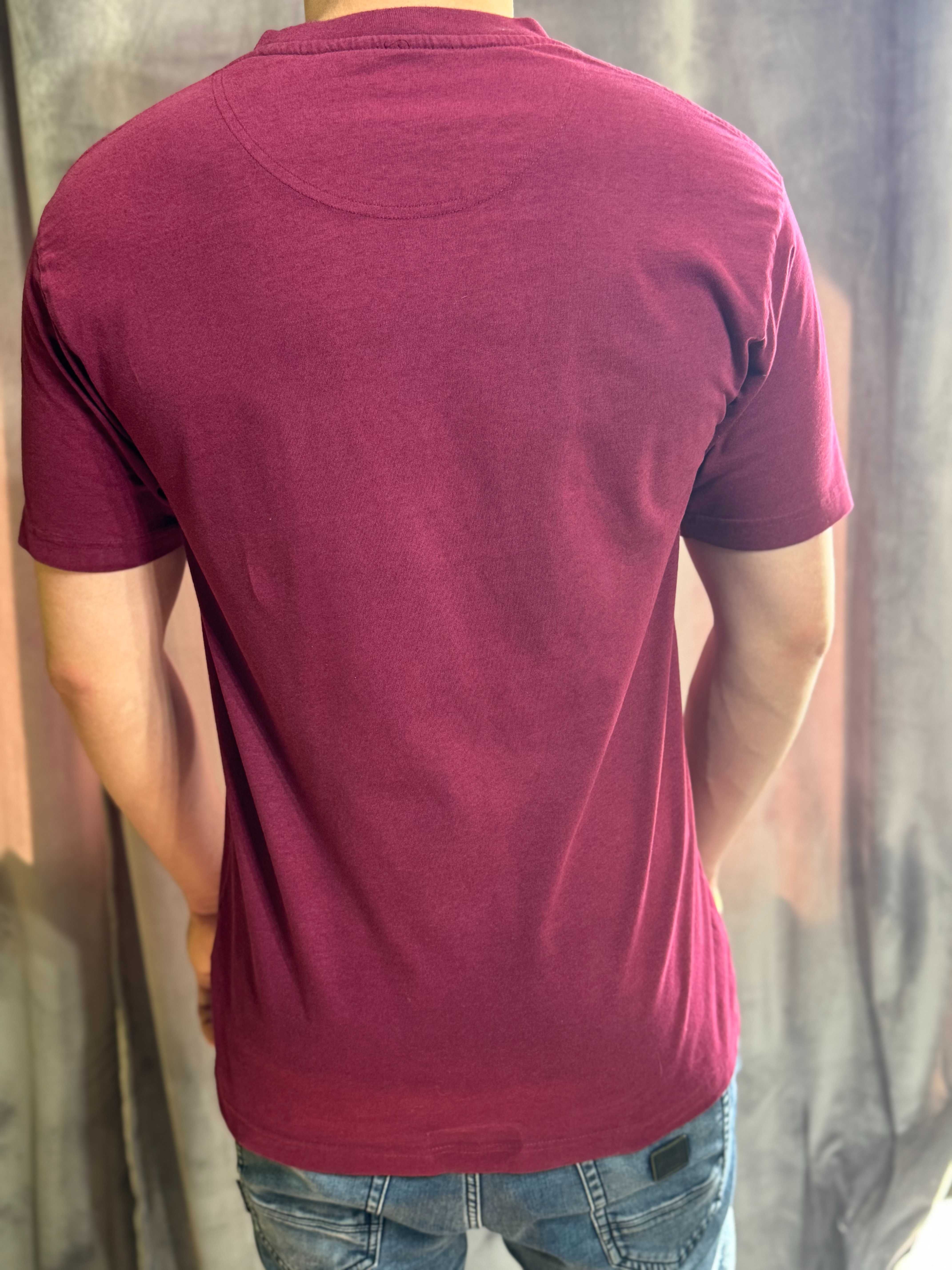 T-Shirt z Niemiec – Wysoka Jakość w Świetnym Stanie!