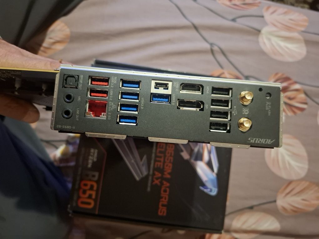 Gigabyte B650M Aorus Elite AX