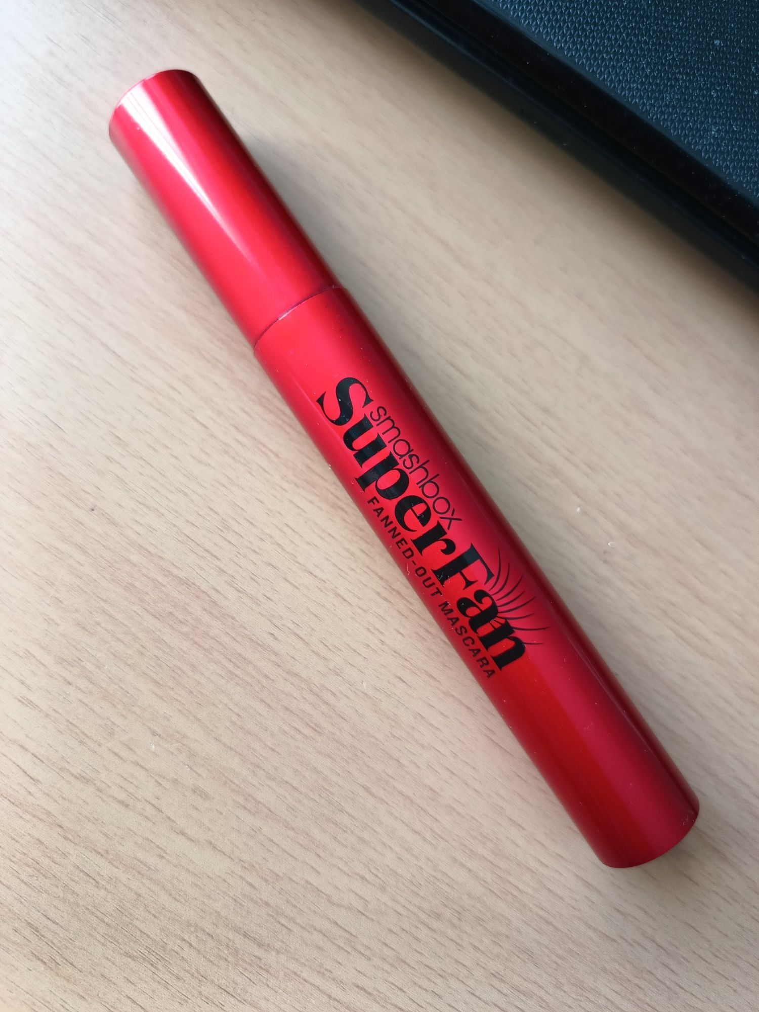 Tusz do rzęs Smashbox SuperFan