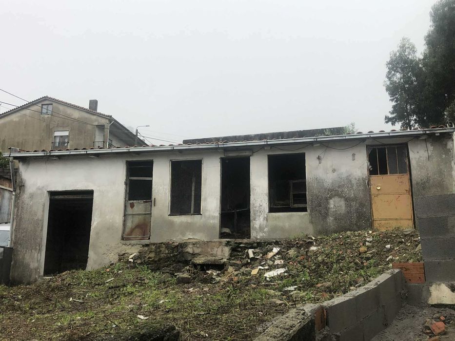 Venda de terreno com ruina para restauro total,  Viana do Castelo.