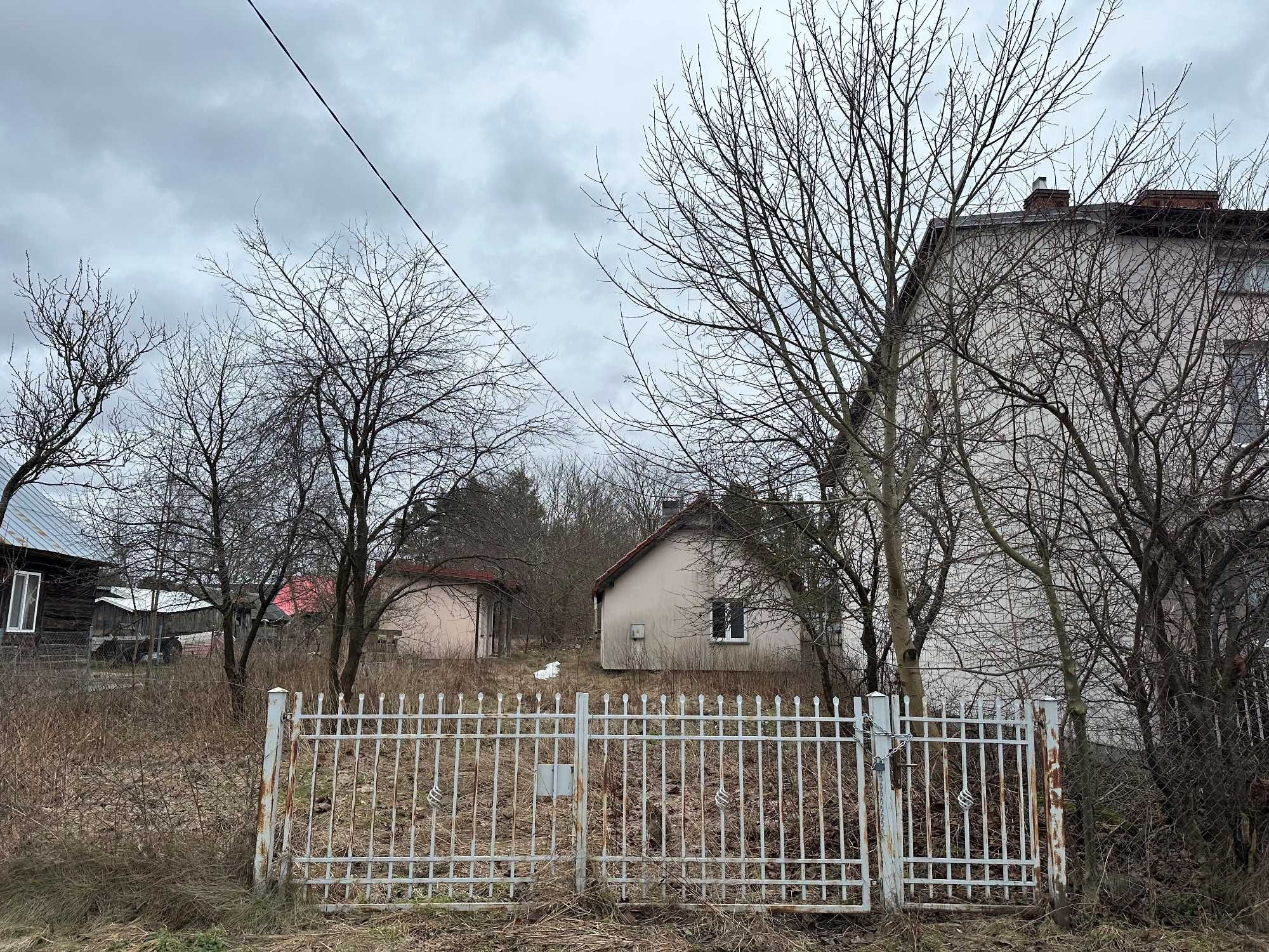 działka we wsi Klewinowo 15 min od Bstoku, z dwoma budynkami mieszk.