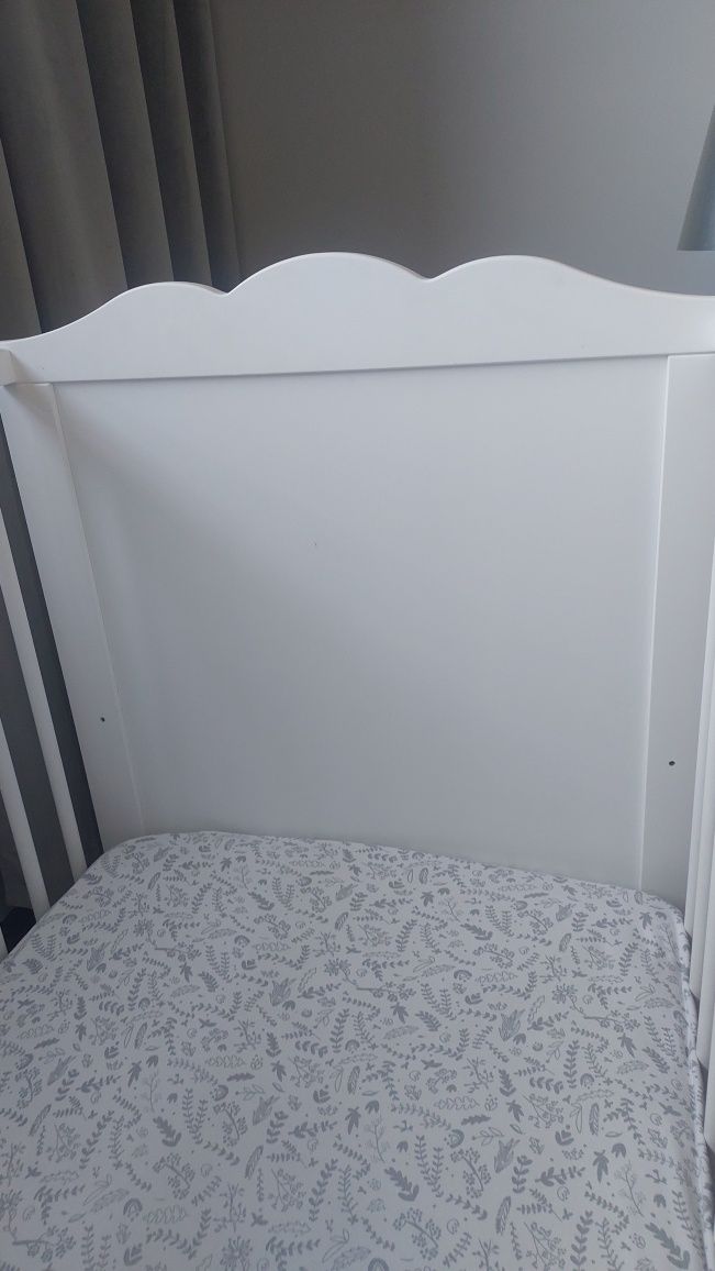 Łóżeczko dziecięce Ikea z materacem