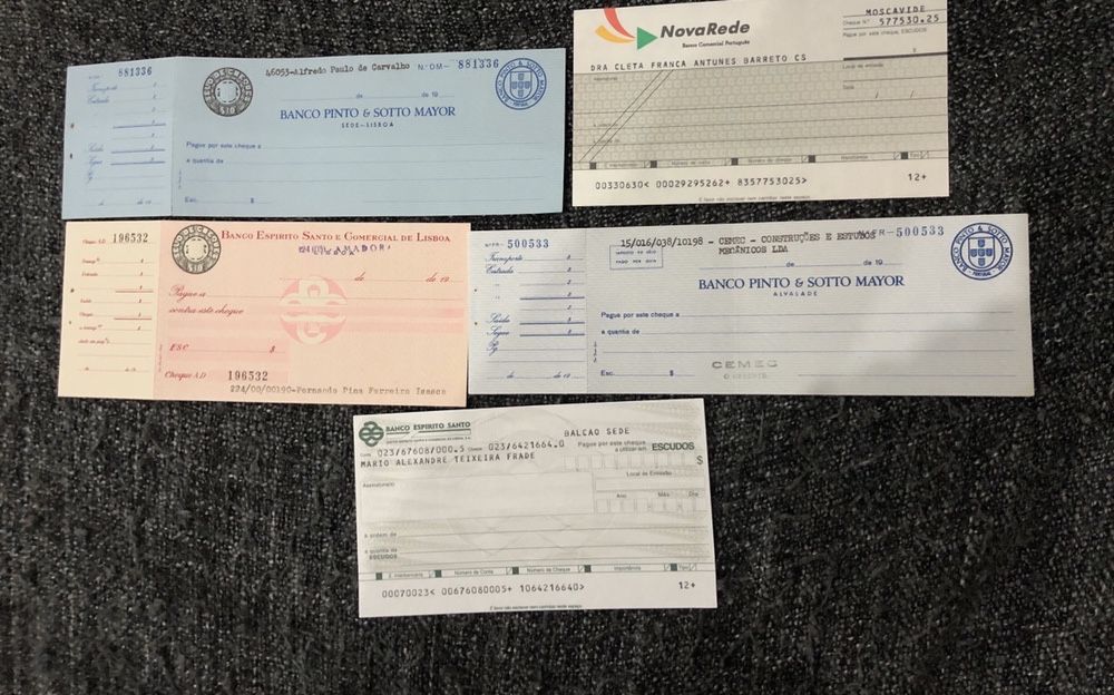 Lote cheques diversos bancos