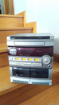 Aparelhagem Philips - CD, Rádio, 2 decks de cassetes (k7)