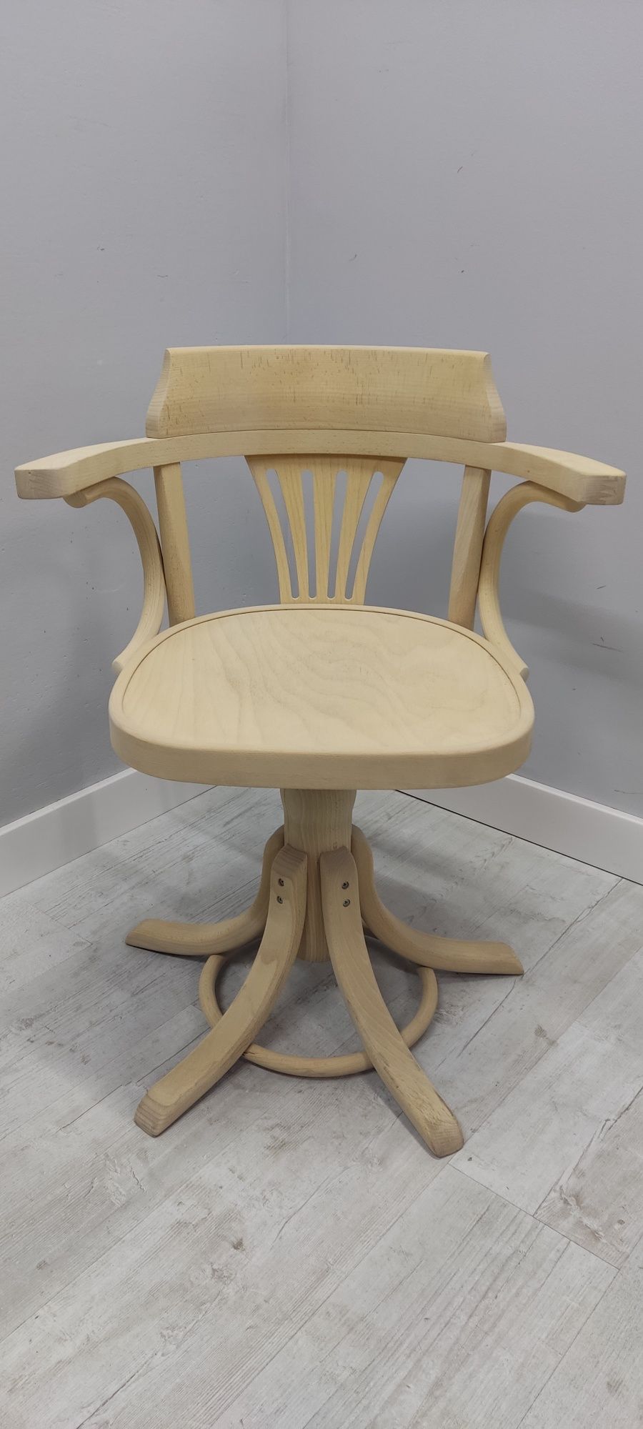 Krzesło Thonet Fameg Vintage obrotowe, regulowane 1 szt szlifowane