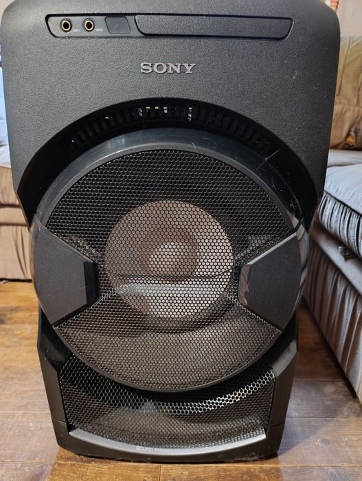 Акустична система. Продам. Дуже потужна .