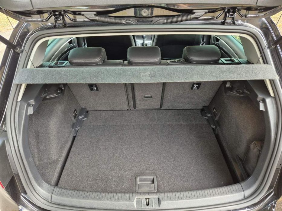 Продам Volkswagen e-Golf