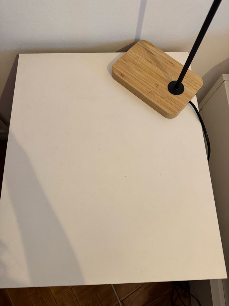Mesa de cabeceira ikea malm