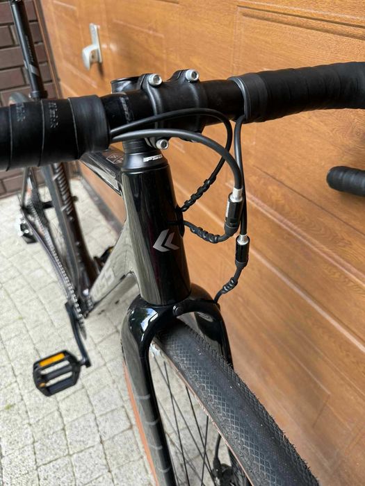 Karbonowy rower gravelowy gravel Kross Esker 7.0 (rama M)