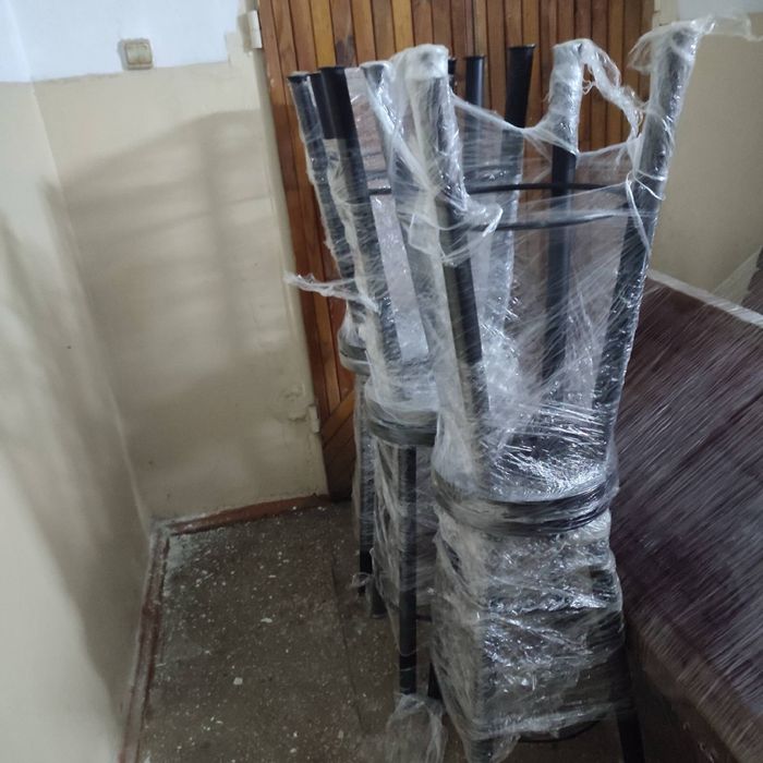 Стільці для бару