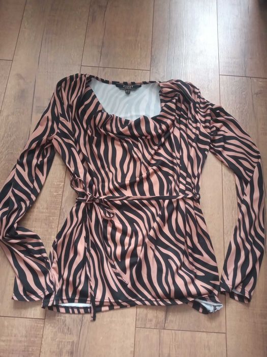 Bluzka elegancka r M