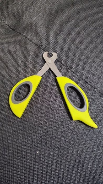 Corta unhas para cão