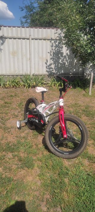 Дитячий велосипед