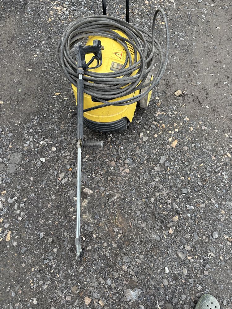 Myjka ciśninowa Karcher 855