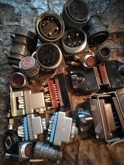 Роз'єми штекери Тумблери ВГ, ППГ, ПНГ, ППНГ, ПТ3, ПТ2, ПКН, ПГта інше