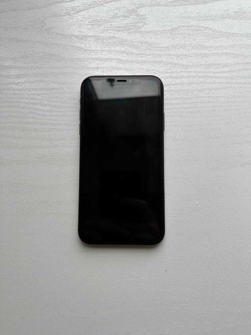 iPhone XR 64 Gb в гарному стані
