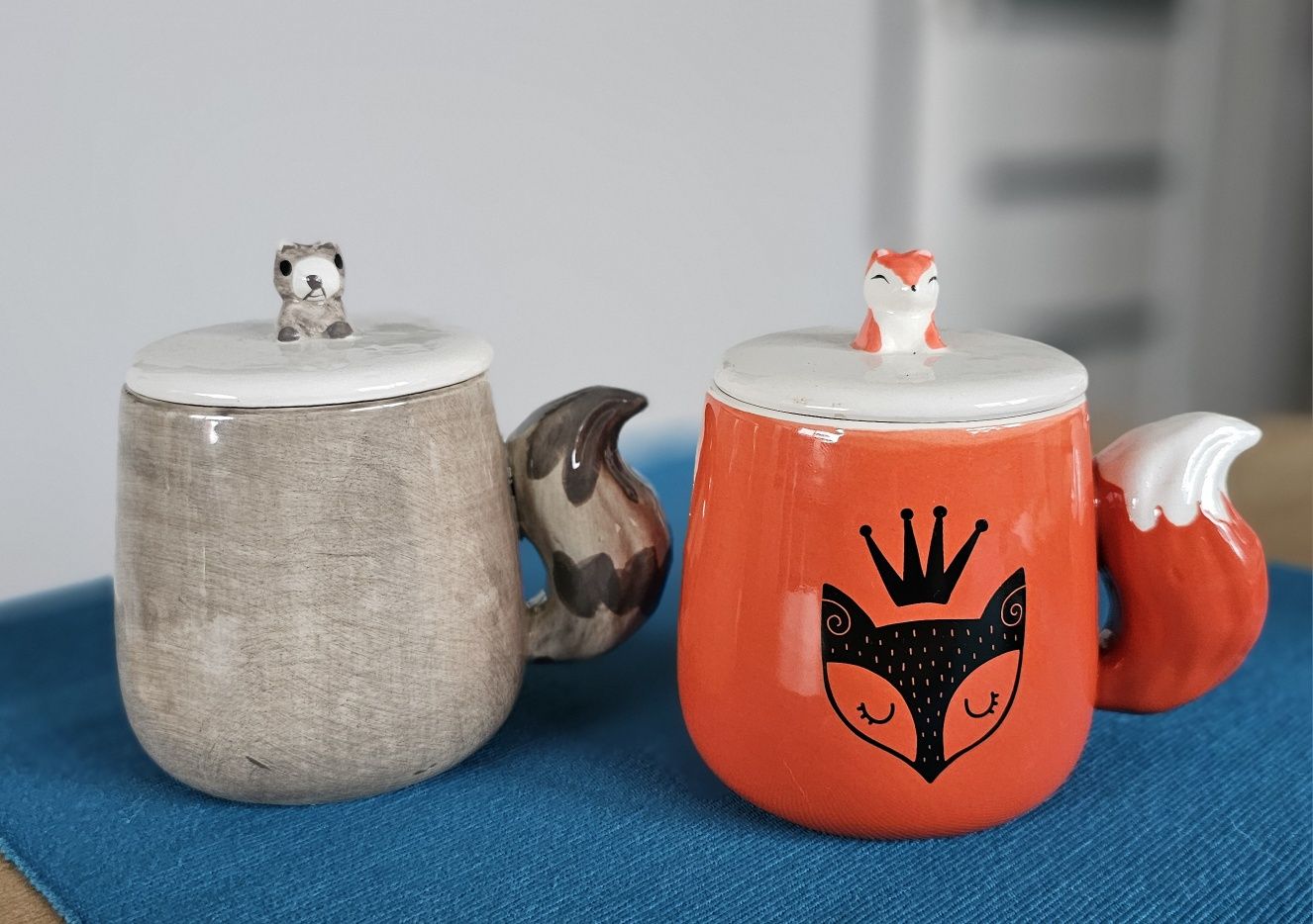 Nowy Ceramiczny kubek z pokrywką Lis 360 ml