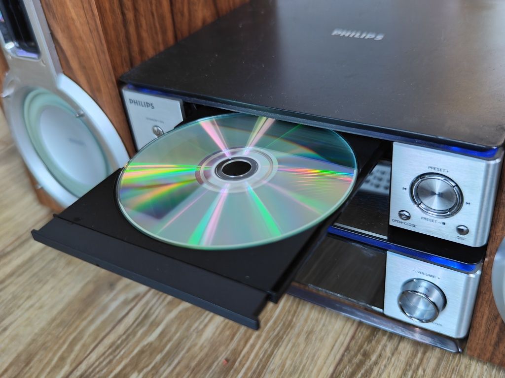 Wieża Philips MCD708/12, klasyk, zadbana, super dźwięk!