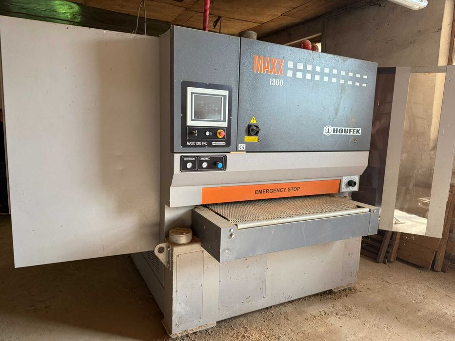 Продаж виробничого комплексу 4320 м2 та 2 га у Житомирська обл, Чуднів