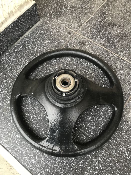 Продаю руль ваз 2107 оригинал