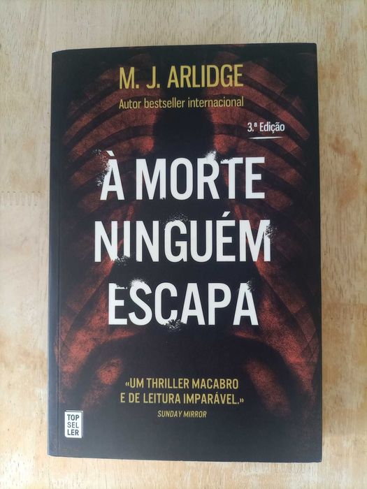À Morte Ninguém Escapa - M.J. Arlidge