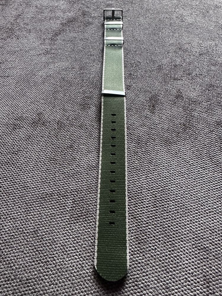 Pasek Nato 20mm Nowy zielono-beżowy srebrna sprzaczka