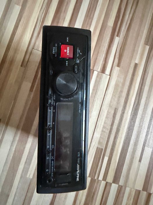 Radio samochodowe Alpine UTE-72BT