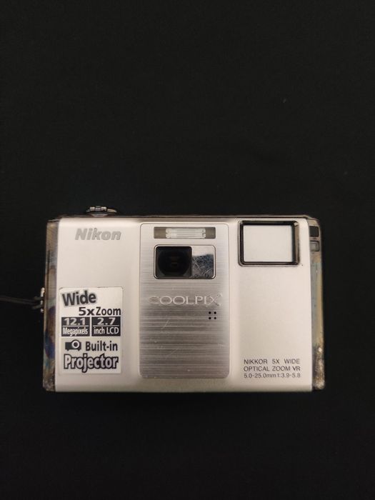 Nikon Coolpix S1000PG Projector фотоапарат фотокамера