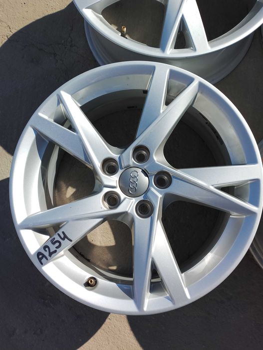 Felgi Aluminiowe Audi- Ronal 7Jx17'' ET43 5X112 Obrzycko A254