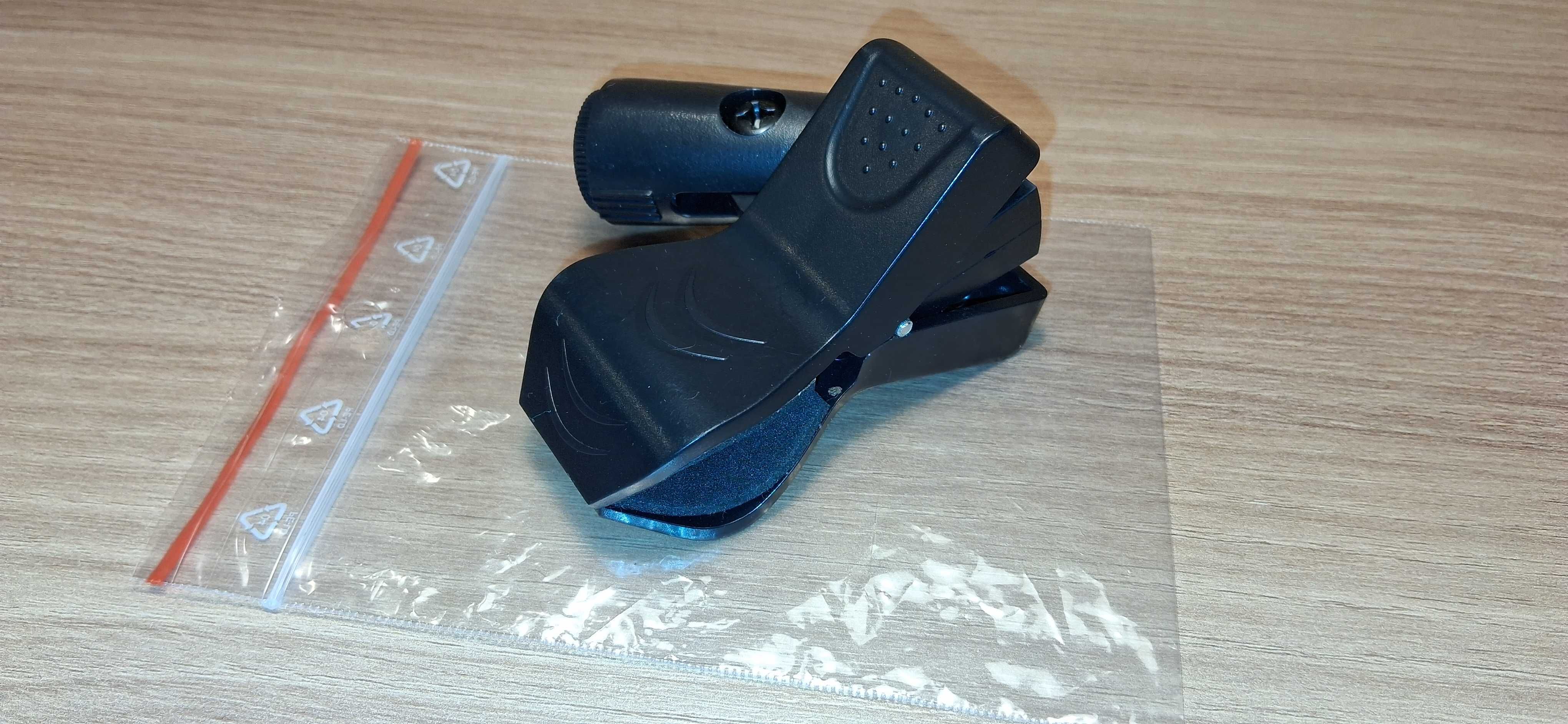 Klips Montażowy z Gwintem 1/4" – Uchwyt do Lampy / Mikrofonu / Kamery